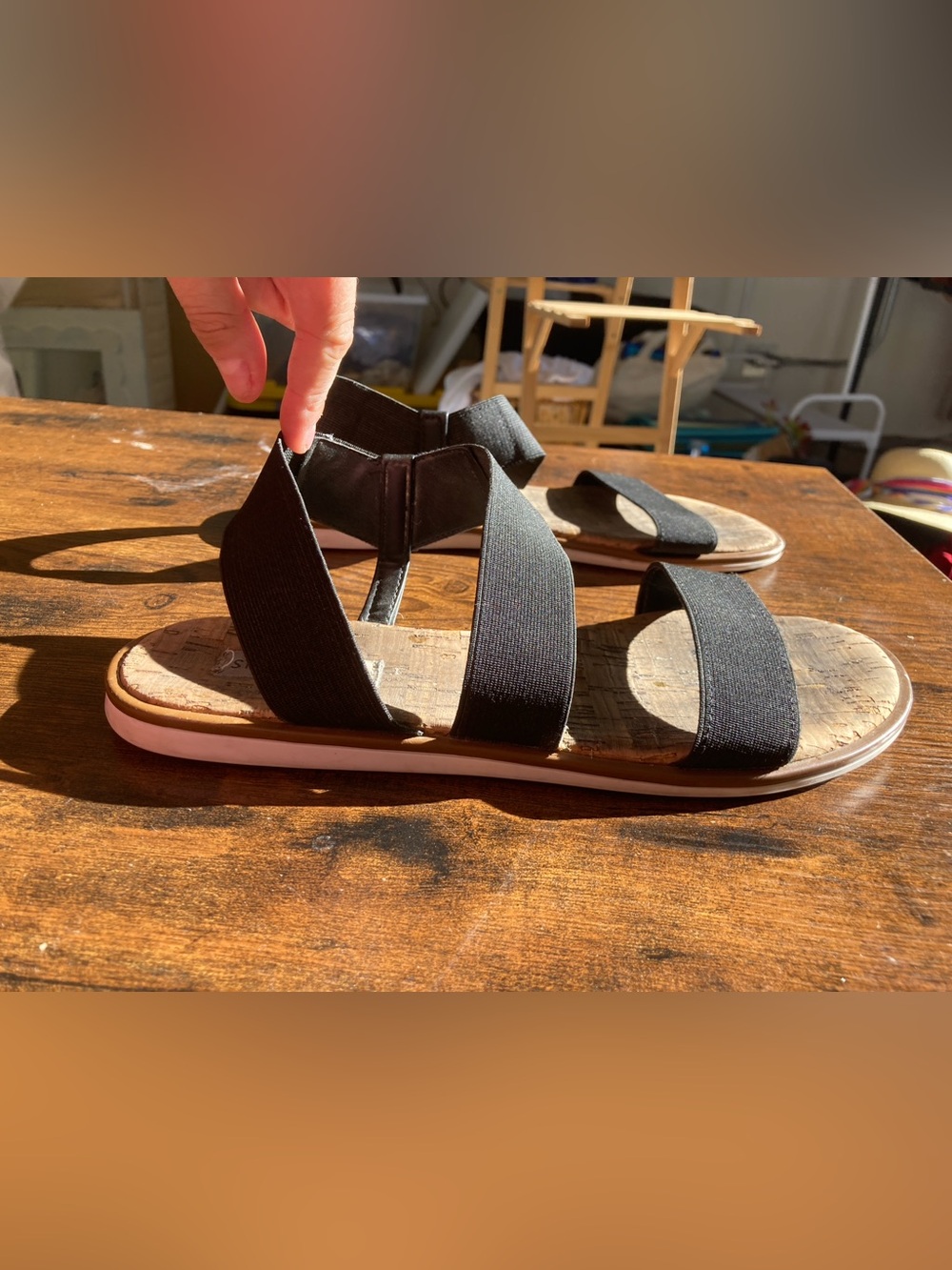 Steve Madden Women’s Black Elastic Strap Flat Sandals 8.5